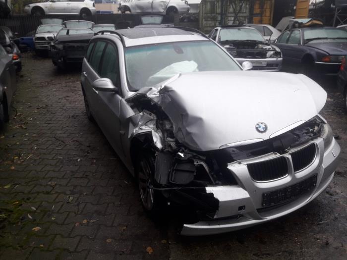 BMW 3 serie Touring 318i 16V Épave (2006, Gris)