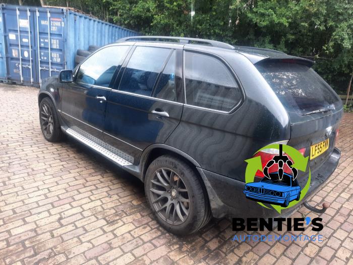 BMW X5 3.0d 24V Épave (2005, Noir, Bleu saphir, Noir saphir)