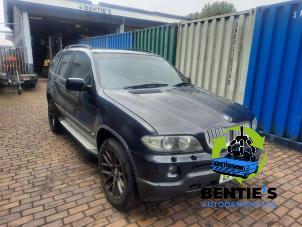 BMW X5 3.0d 24V Épave (2005, Noir, Bleu saphir, Noir saphir)