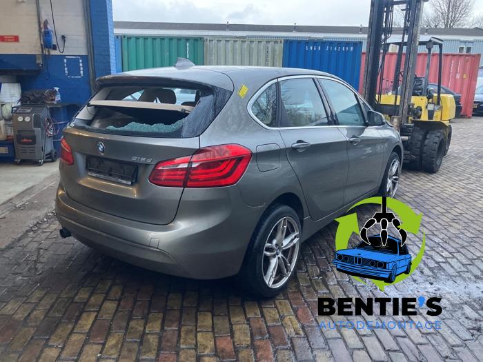 BMW 2 serie Active Tourer 218d 2.0 TwinPower Turbo 16V Skrotfordon (2014, GRIJS)