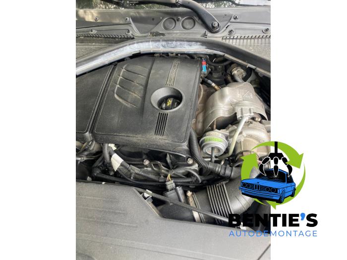 BMW 1 serie 114i 1.6 16V Salvage vehicle (2013, Silver)