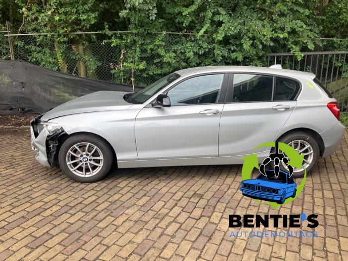 BMW 1 serie 114i 1.6 16V Salvage vehicle (2013, Silver)