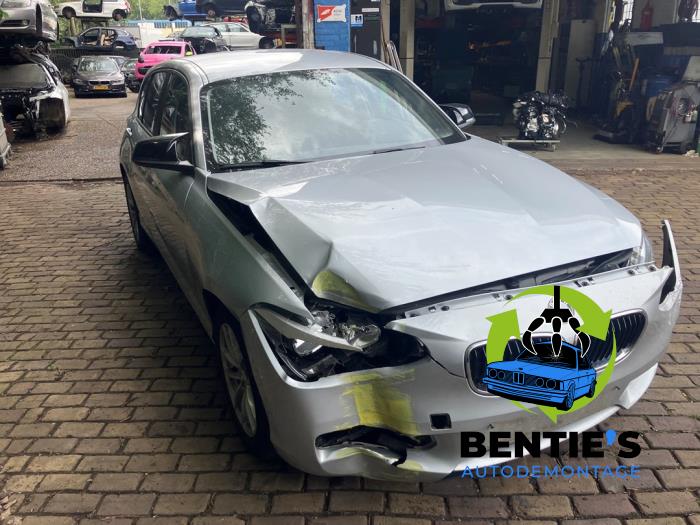 BMW 1 serie 114i 1.6 16V Salvage vehicle (2013, Silver)
