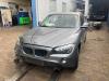 BMW X1 sDrive 18i 2.0 16V Schrottauto (2010, Grau)
