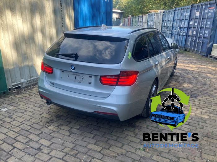 BMW 3 serie Touring 320d 2.0 16V Salvage vehicle (2015, Gray)
