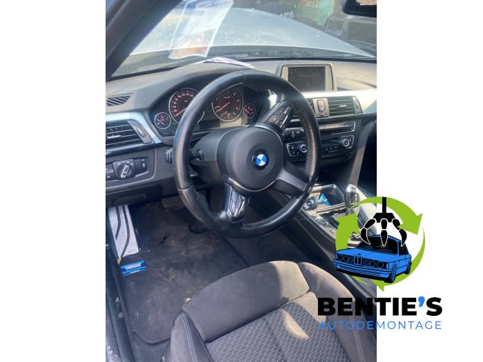 BMW 3 serie Touring 320d 2.0 16V Salvage vehicle (2015, Gray)