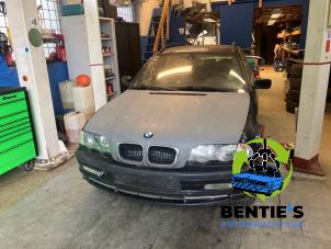 BMW 3 serie Touring 330i 24V Vehículo de desguace (2001, Negro)