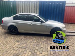 BMW 3 serie 320i 16V Vehículo de desguace (2005, Gris)