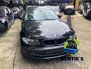 BMW 1 serie 116i 2.0 16V Vehículo de desguace (2010, Negro)