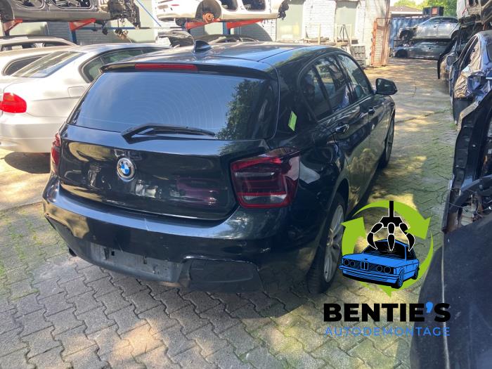 BMW 1 serie 114i 1.6 16V Vehículo de desguace (2012, Negro)
