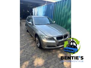 BMW 3 serie Touring 318i 16V Vehículo de desguace (2009, Marrón)