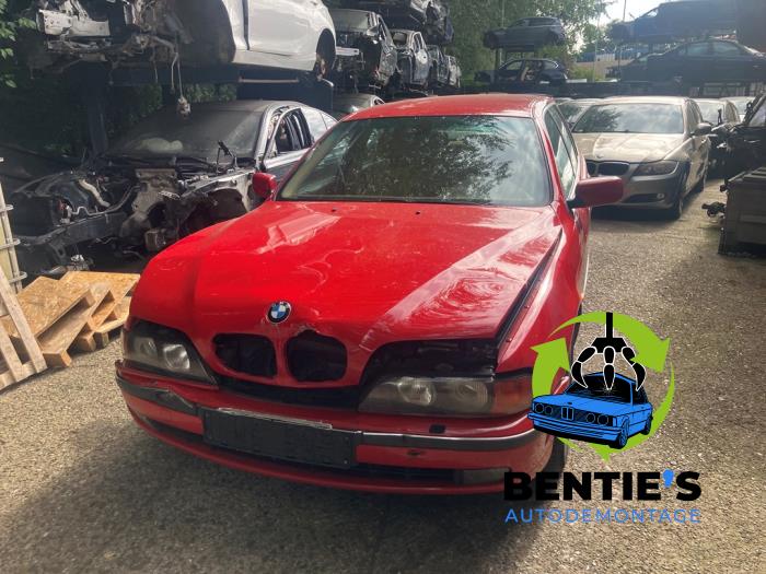BMW 5 serie Touring 540i 32V  (Desguace)