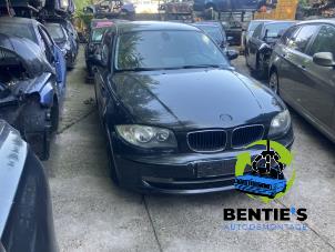 BMW 1 serie 116i 1.6 16V Vehículo de desguace (2007, Negro)