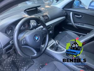 BMW 1 serie 116i 1.6 16V Vehículo de desguace (2007, Negro)