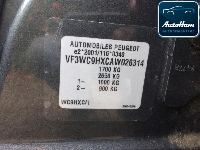 Peugeot 207/207+ 1.6 HDi 16V Vehículo de desguace (2010, Gris)