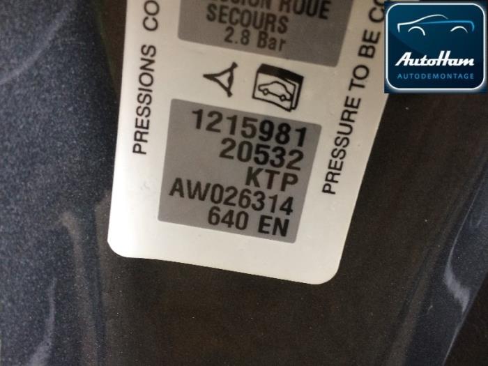 Peugeot 207/207+ 1.6 HDi 16V Vehículo de desguace (2010, Gris)