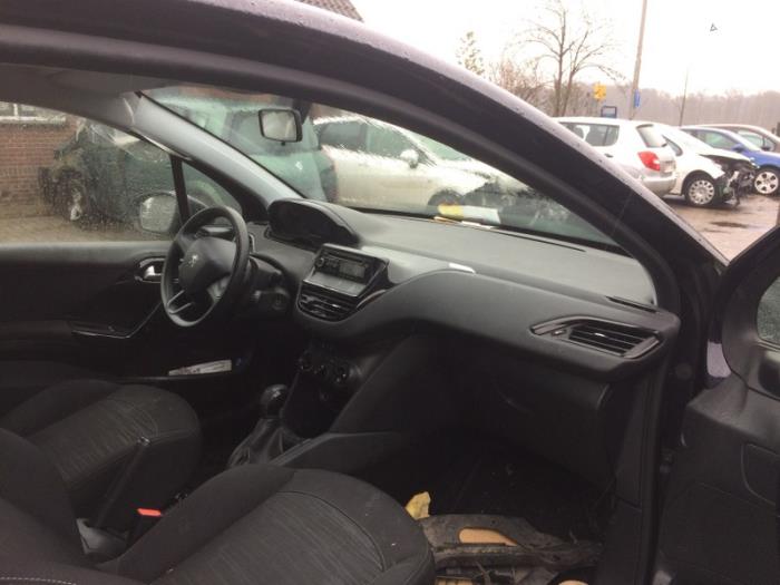 Peugeot 208 I 1.2 Vti 12V PureTech 82 Vehículo de desguace (2013, Azul)