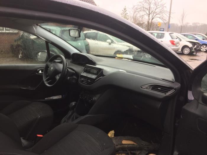 Peugeot 208 I 1.2 Vti 12V PureTech 82 Vehículo de desguace (2013, Azul)