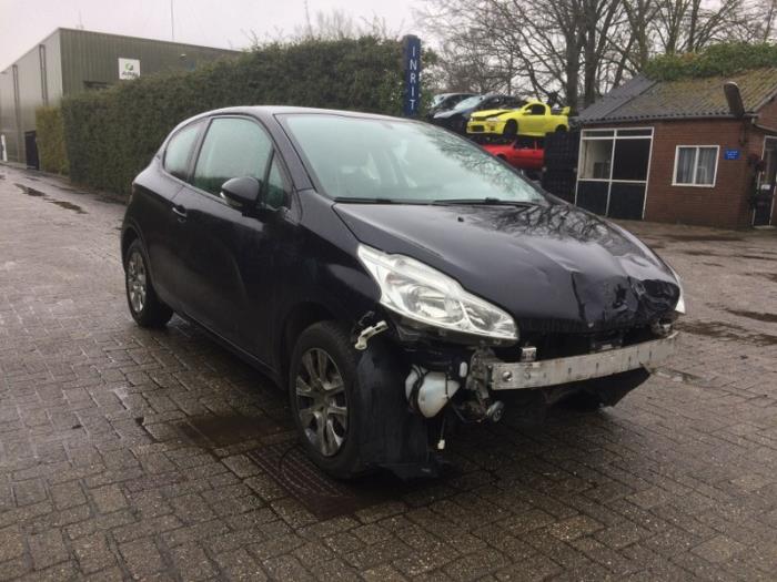 Peugeot 208 I 1.2 Vti 12V PureTech 82 Vehículo de desguace (2013, Azul)