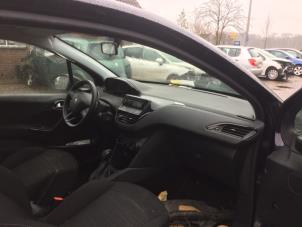 Peugeot 208 I 1.2 Vti 12V PureTech 82 Vehículo de desguace (2013, Azul)
