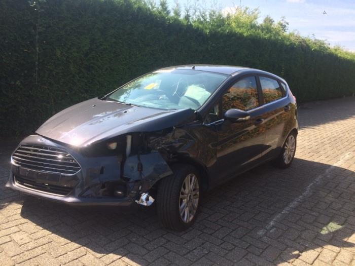 Ford Fiesta 6 1.25 16V Vehículo de desguace (2014, Oscuro, Gris)
