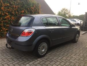 Opel Astra H 1.4 16V Twinport Vehículo de desguace (2004, Gris)