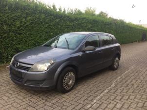 Opel Astra H 1.4 16V Twinport Vehículo de desguace (2004, Gris)
