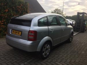 Audi A2 1.4 16V Vehículo de desguace (2000, Gris)
