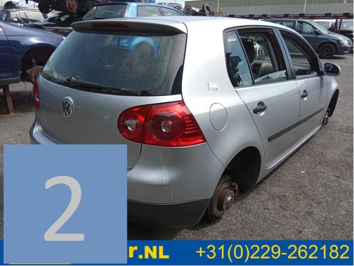 Peugeot 108 Vehículo de desguace (2017, Negro)