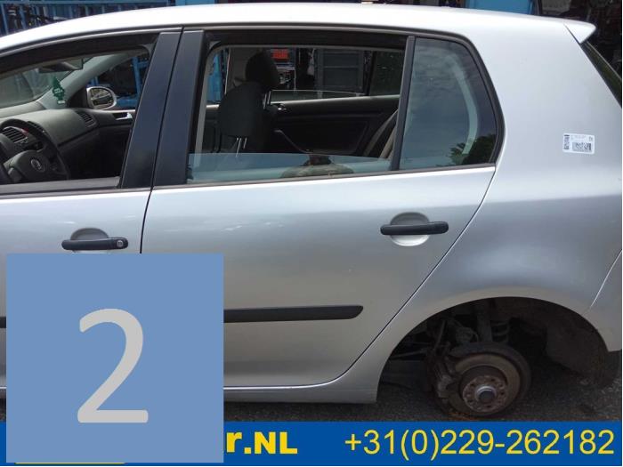 Peugeot 108 Vehículo de desguace (2017, Negro)