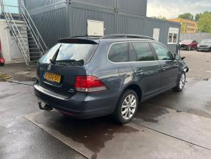 Volkswagen Golf VI Variant 1.6 TDI 16V 105 Épave (2010, Bleu)