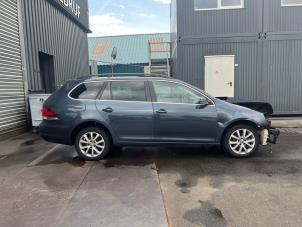 Volkswagen Golf VI Variant 1.6 TDI 16V 105 Épave (2010, Bleu)
