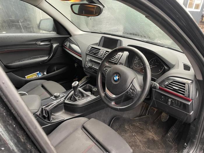 BMW 1 serie 116d 2.0 16V Salvage vehicle (2011, Black)