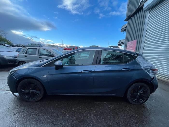 Opel Astra K 1.4 16V Épave (2017, Bleu)