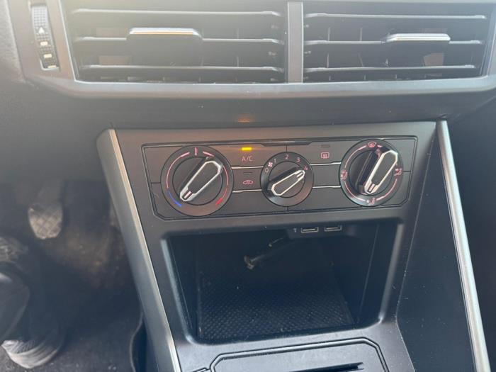 Volkswagen Polo VI 1.0 MPI 12V Salvage vehicle (2020, Gray)
