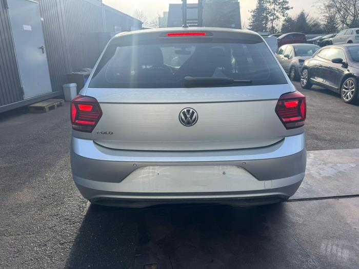 Volkswagen Polo VI 1.0 MPI 12V Salvage vehicle (2020, Gray)