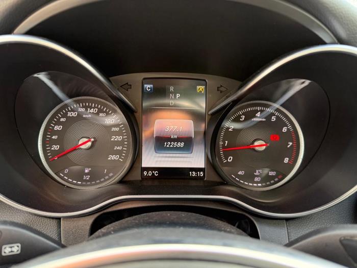 Mercedes C Estate C-180 1.6 16V BlueEfficiency Épave (2017, Métallisé, Léger, Blanc)