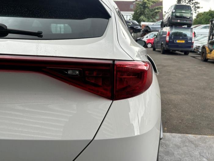 Cupra Formentor 1.4 e-Hybrid 16V Épave (2022, Blanc)