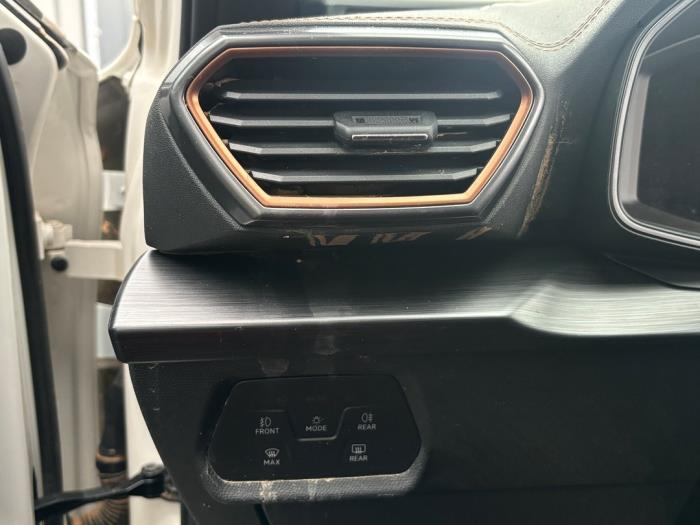 Cupra Formentor 1.4 e-Hybrid 16V Épave (2022, Blanc)