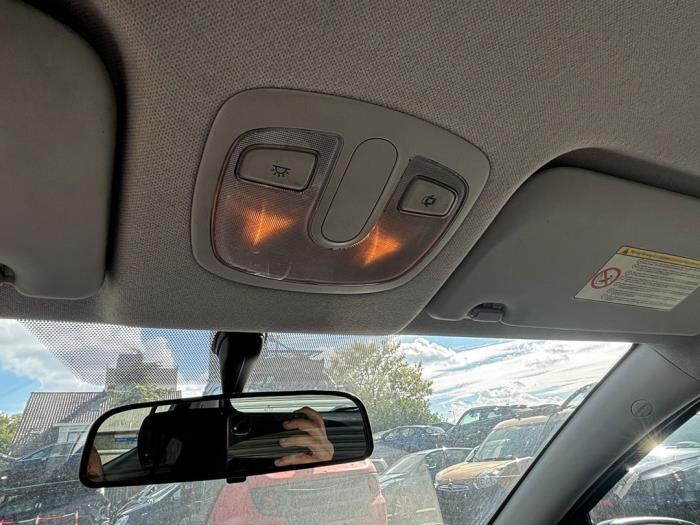 Hyundai i20 1.2i 16V Skrotfordon (2010, ZWART)