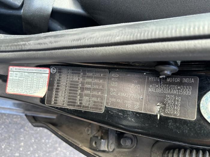 Hyundai i20 1.2i 16V Skrotfordon (2010, ZWART)