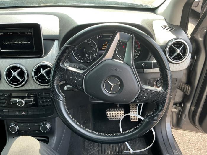 Mercedes B 1.8 B-180 CDI BlueEFFICIENCY 16V Salvage vehicle (2013, Gray, Mousey)
