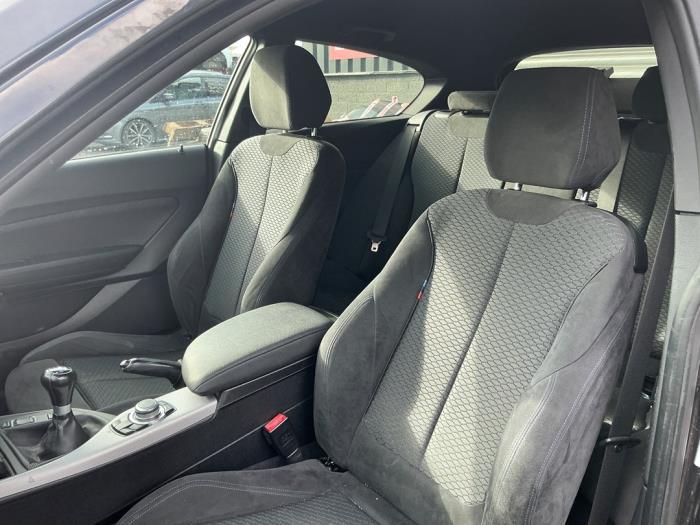 BMW 1 serie 116d 1.5 12V TwinPower Vehículo de desguace (2016, Metálico, Negro)