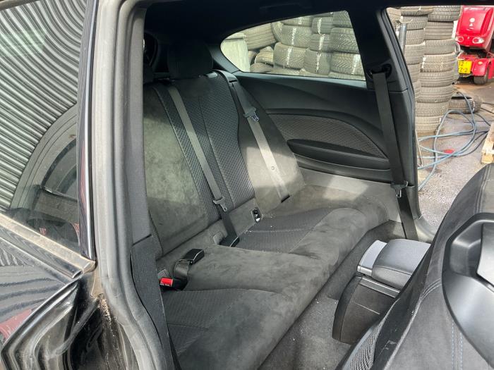 BMW 1 serie 116d 1.5 12V TwinPower Vehículo de desguace (2016, Metálico, Negro)