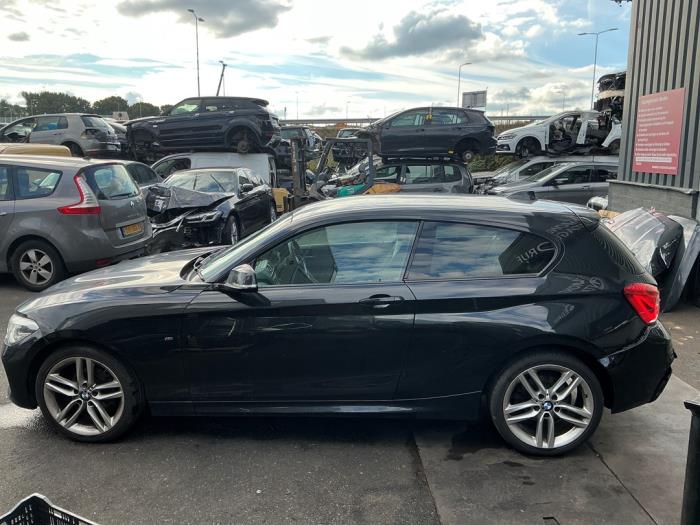 BMW 1 serie 116d 1.5 12V TwinPower Vehículo de desguace (2016, Metálico, Negro)