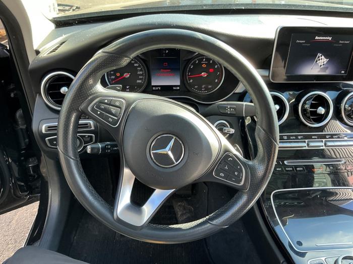Mercedes C Estate C-180 1.6 16V BlueEfficiency Schrottauto (2017, Metallic, Schwarz)
