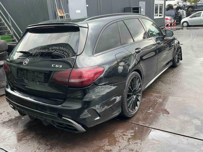 Mercedes C Estate AMG C-63 AMG 4.0 V8 Biturbo Skadat fordon (2017, ZWART METALLIC ZWART)