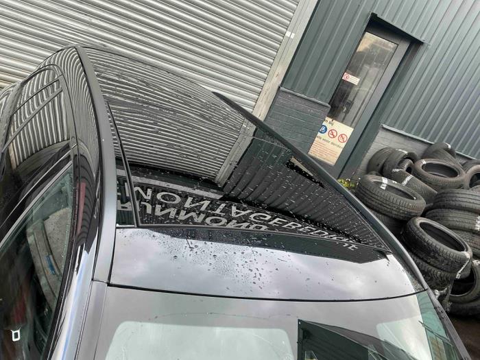 Mercedes C Estate AMG C-63 AMG 4.0 V8 Biturbo Skadat fordon (2017, ZWART METALLIC ZWART)