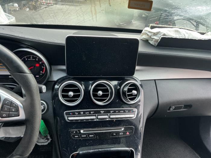 Mercedes C Estate AMG C-63 AMG 4.0 V8 Biturbo Skadat fordon (2017, ZWART METALLIC ZWART)