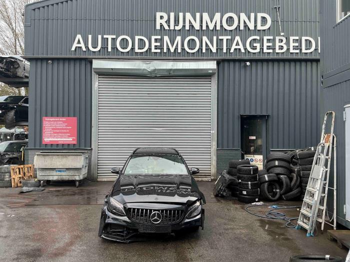 Mercedes C Estate AMG C-63 AMG 4.0 V8 Biturbo Skadat fordon (2017, ZWART METALLIC ZWART)
